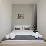 Empo *