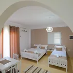 Empo Ksamil