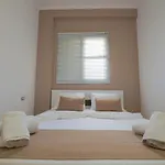 Empo * Ksamil